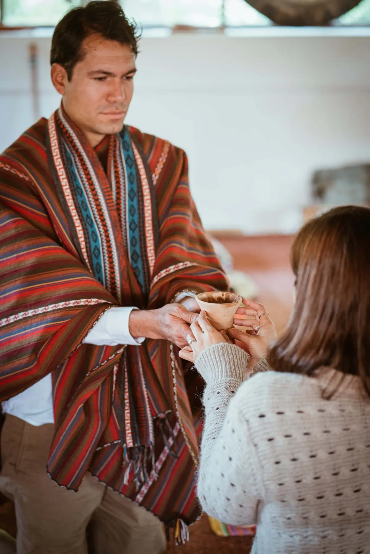 Giuliano Salas, sacerdote inca, em cerimônia de iniciação como guardião do cacau sagrado